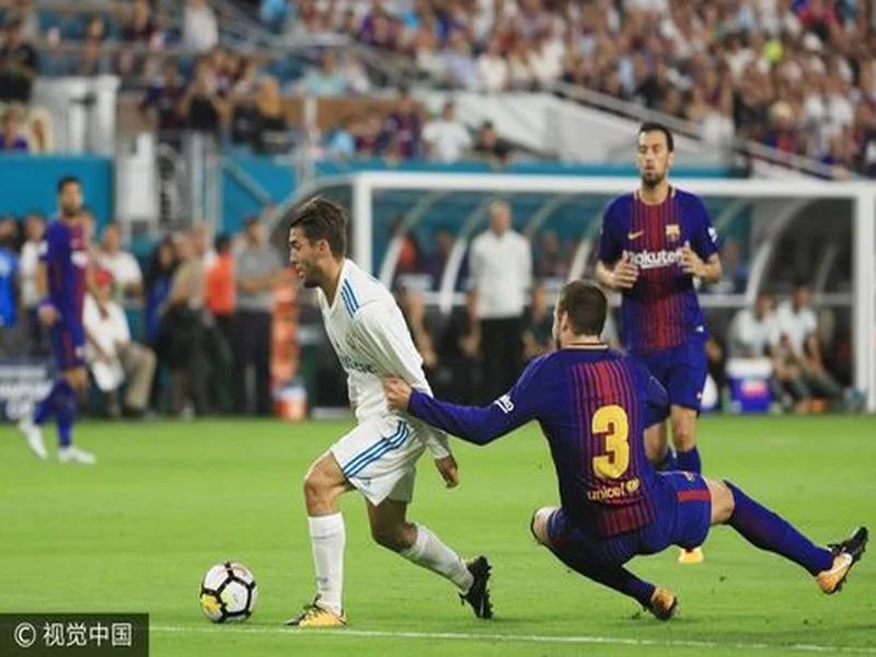 皮克：不会参加31年巴萨主席选举；皇马进入乱踢都能赢模式